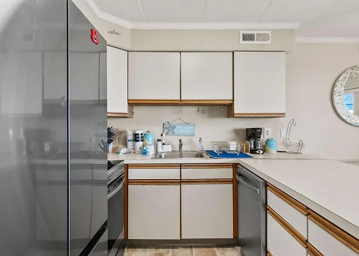 Holiday home Salty Sands 40402 Steps To Ocean & Dining *
